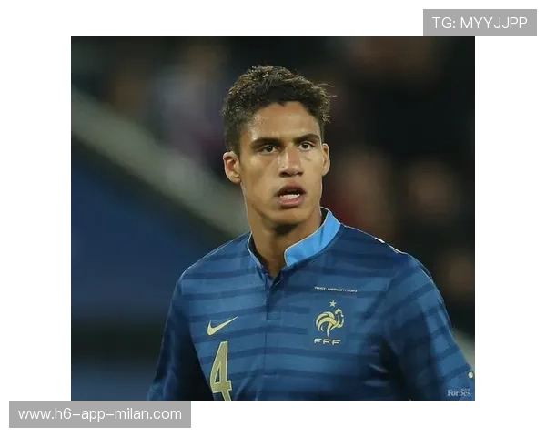 18岁法国小将横空出世,六大豪门争相抢购,成转会焦点,法国足球小将19岁