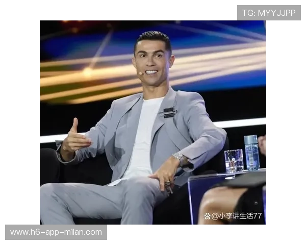 C罗带球队参观孤儿院，公益行动获高度评价