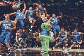 世界击剑锦标赛 中国花剑男团逆转法国 决赛局打出8_0冲击波