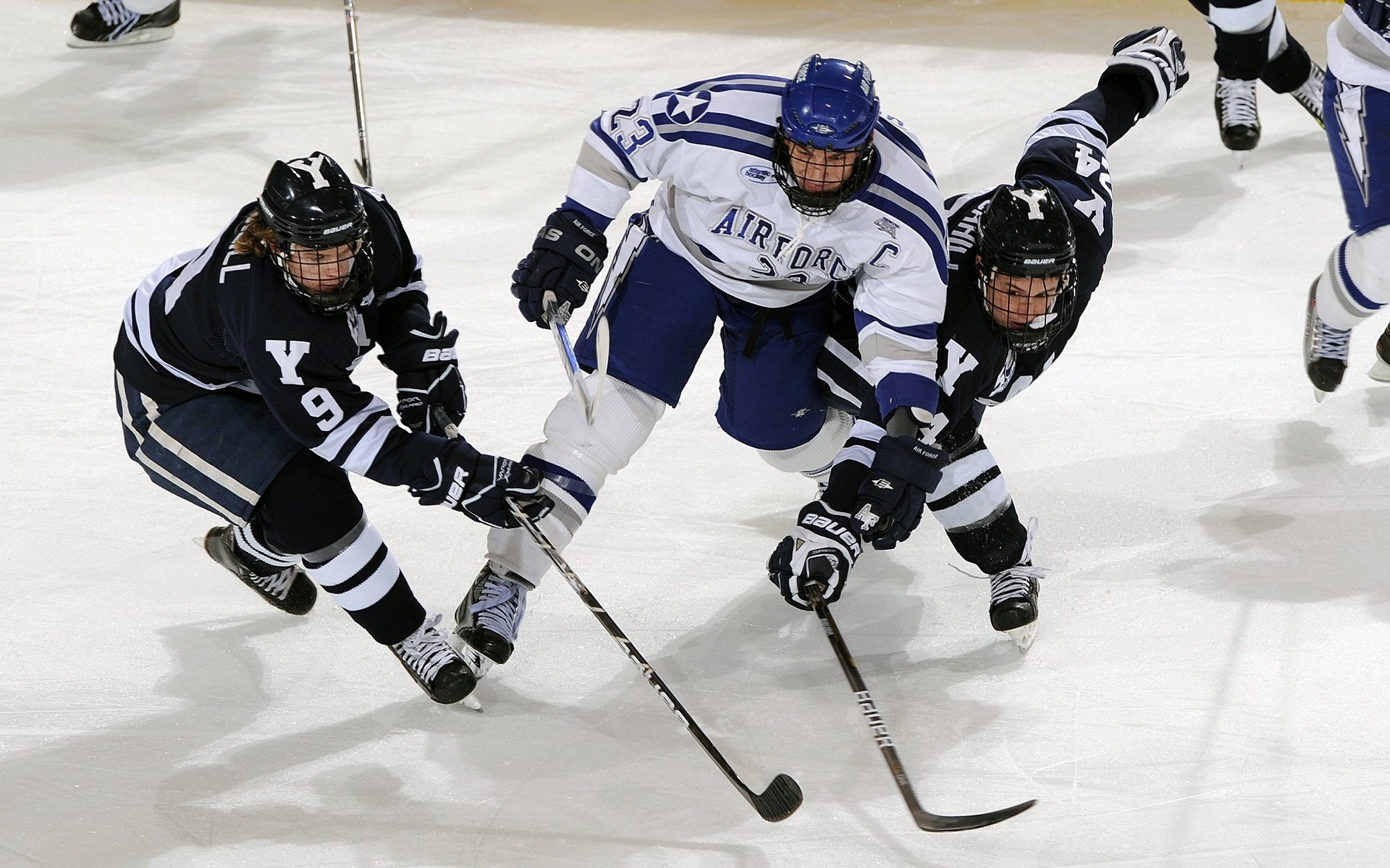 Milan Sports-NBA联盟电视转播权谈判与收入分配机制，nba电视转播费  第2张