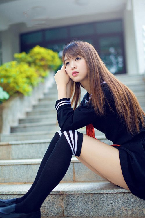 米兰体育-中超联赛中国队夺冠 球迷为球队欢呼雀跃，中超争冠球队